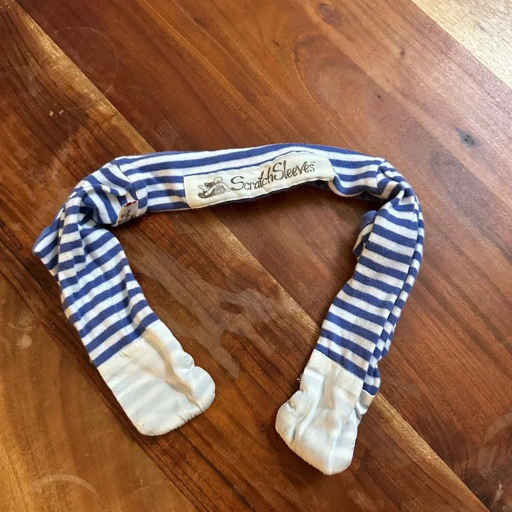 ScratchSleeves gently used